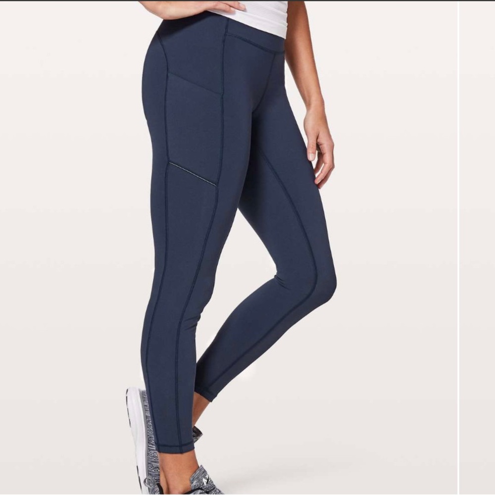 Lululemon Size 6 Speed Up Tight Full Luxtreme True Navy 28”